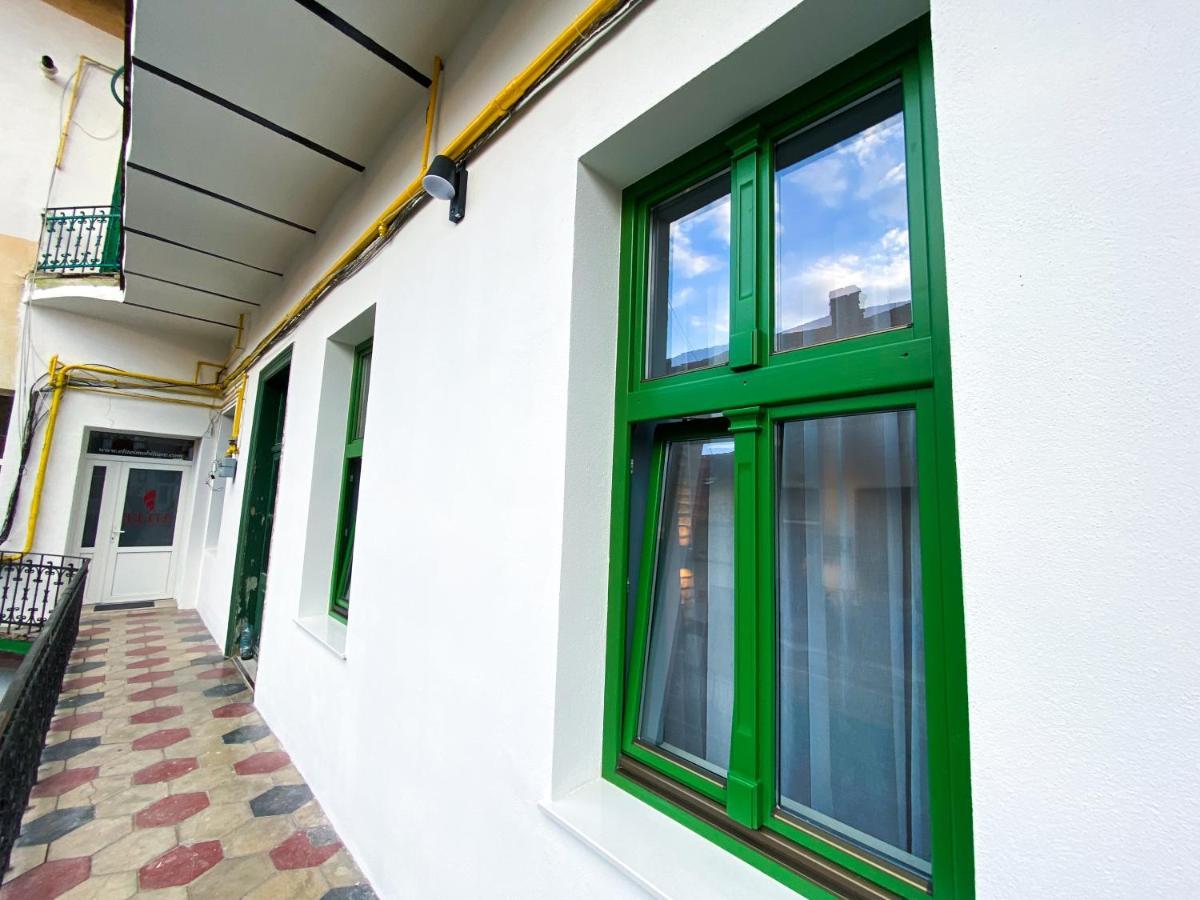Cluj Aparthotel Exteriör bild