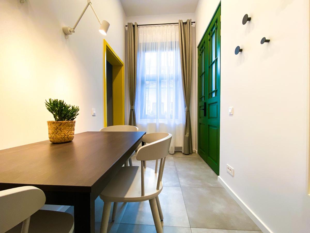 Cluj Aparthotel Exteriör bild