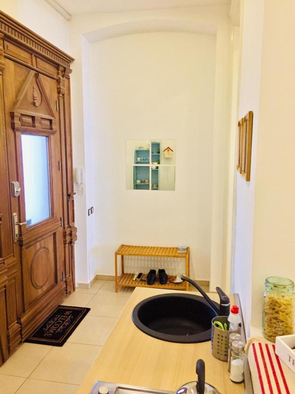 Cluj Aparthotel Exteriör bild