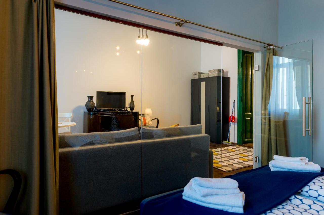 Cluj Aparthotel Exteriör bild