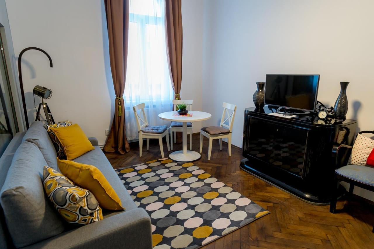 Cluj Aparthotel Exteriör bild