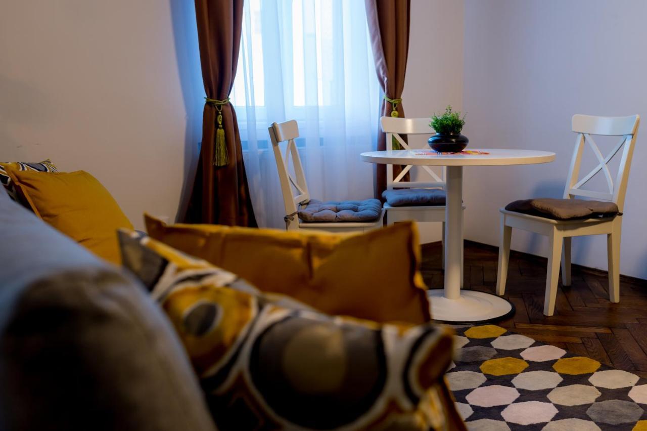 Cluj Aparthotel Exteriör bild